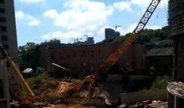 塔吊倒塌最新爆料,揭秘现场细节与原因分析